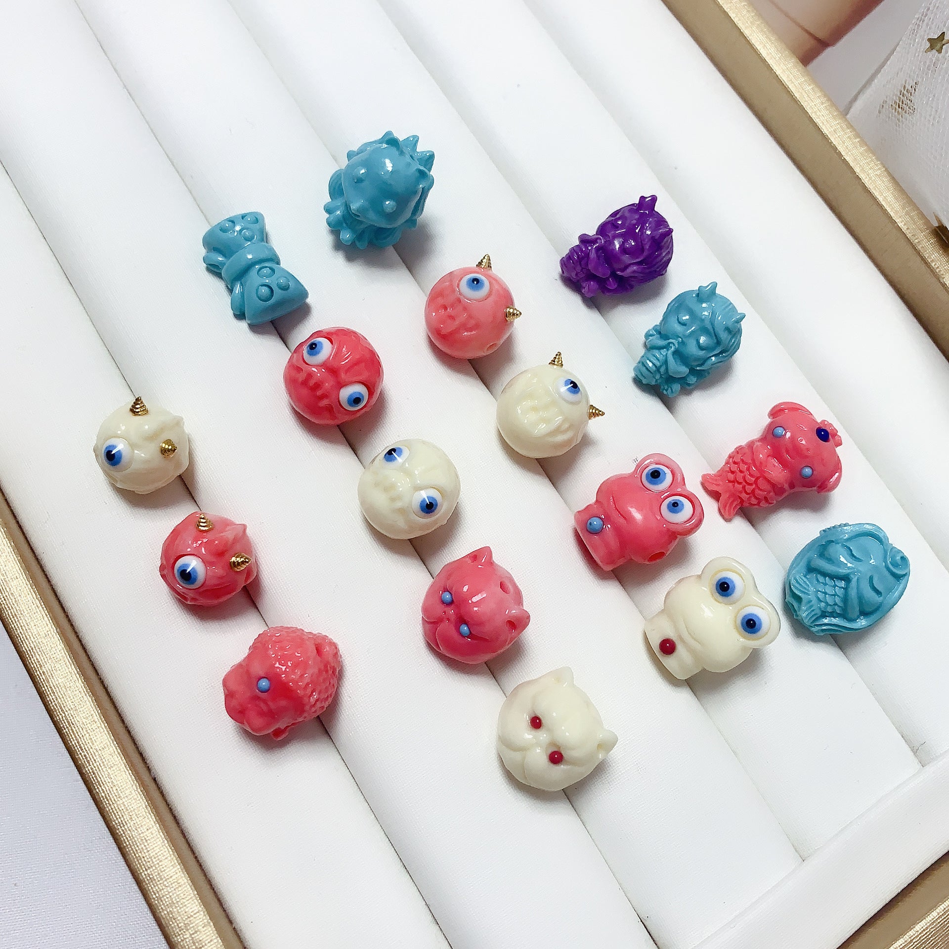 Wholesale 5pcs Little Monster Accessories Plastic Beads